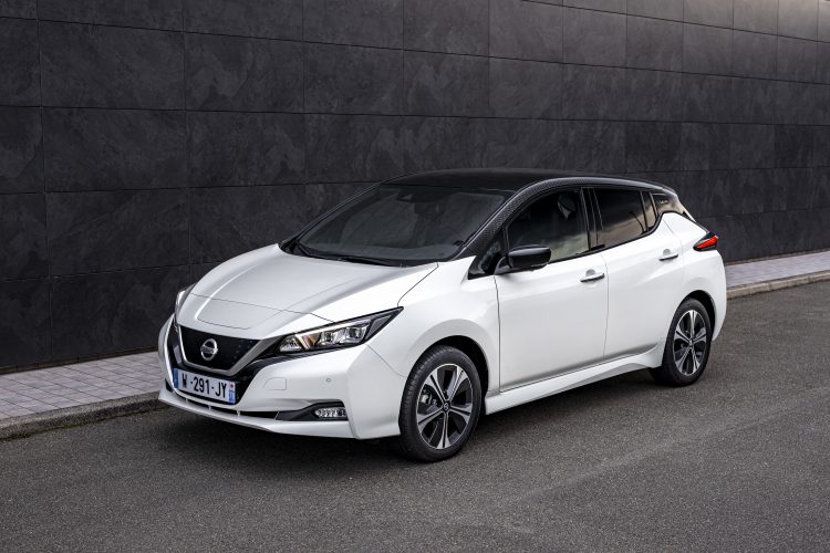 Nissan เปิดตัวรุ่นพิเศษ LEAF10 เพื่อเฉลิมฉลอง 10 ปีแห่งความสำเร็จ