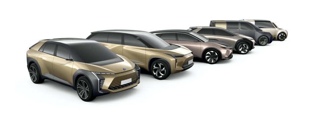 รถเก๋งไฟฟ้าและครอสโอเวอร์ของ Toyota ปี 2022